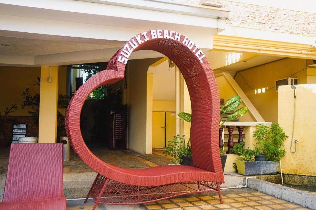 Suzuki Beach Hotel اولونجابو المظهر الخارجي الصورة