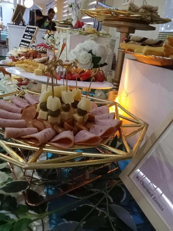 Suzuki Beach Hotel اولونجابو المظهر الخارجي الصورة