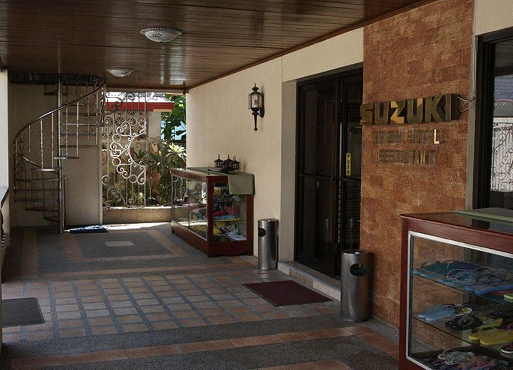 Suzuki Beach Hotel اولونجابو المظهر الخارجي الصورة