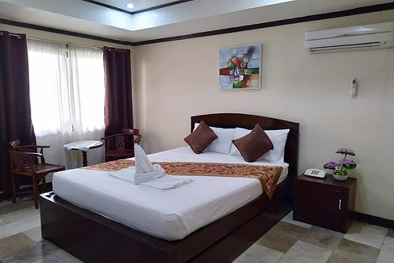 Suzuki Beach Hotel اولونجابو المظهر الخارجي الصورة
